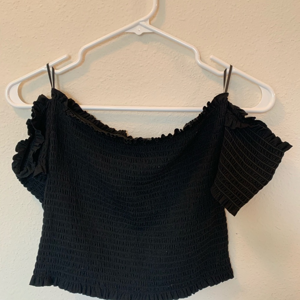 Black crop top